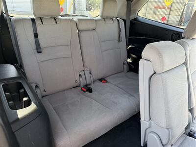 2018 Honda Pilot LX   - Photo 19 - Canoga Park, CA 91303