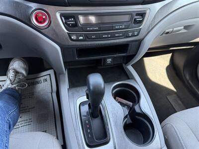 2018 Honda Pilot LX   - Photo 25 - Canoga Park, CA 91303