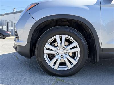 2018 Honda Pilot LX   - Photo 11 - Canoga Park, CA 91303