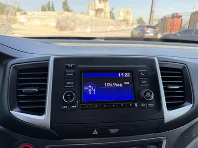 2018 Honda Pilot LX   - Photo 29 - Canoga Park, CA 91303