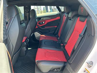 2021 Lamborghini Urus   - Photo 19 - Canoga Park, CA 91303