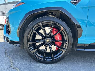2021 Lamborghini Urus   - Photo 14 - Canoga Park, CA 91303
