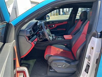 2021 Lamborghini Urus   - Photo 17 - Canoga Park, CA 91303