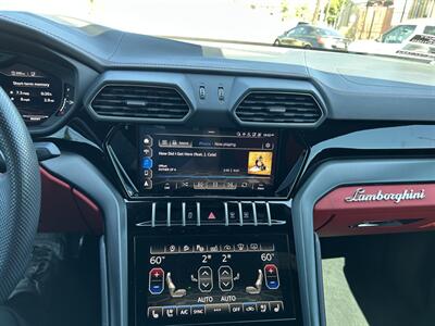 2021 Lamborghini Urus   - Photo 37 - Canoga Park, CA 91303