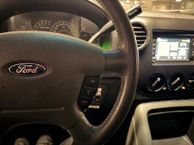 2003 Ford Expedition XLT - Photo 34 - Canoga Park, CA 91303