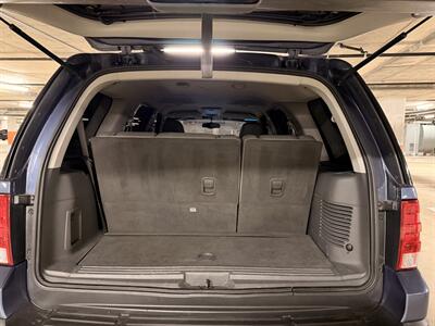 2003 Ford Expedition XLT - Photo 10 - Canoga Park, CA 91303