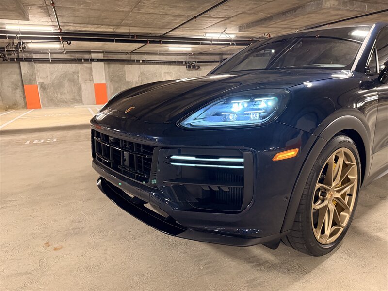 2024 Porsche Cayenne Turbo GT - Photo 18 - Canoga Park, CA 91303