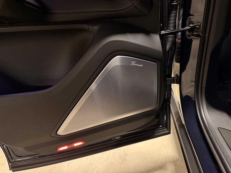2024 Porsche Cayenne Turbo GT - Photo 28 - Canoga Park, CA 91303