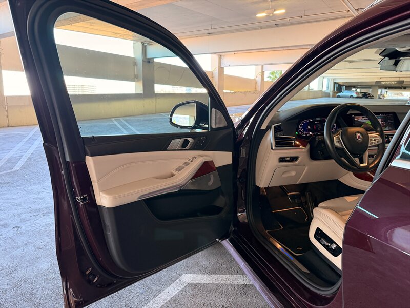 2021 BMW X7 ALPINA XB7 - Photo 14 - Canoga Park, CA 91303