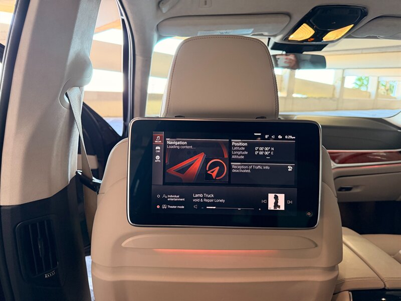 2021 BMW X7 ALPINA XB7 - Photo 26 - Canoga Park, CA 91303