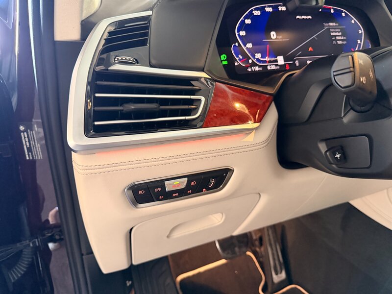 2021 BMW X7 ALPINA XB7 - Photo 33 - Canoga Park, CA 91303