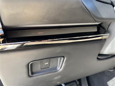 2025 Land Rover Range Rover Sport P360 SE   - Photo 24 - Canoga Park, CA 91303