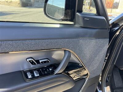 2025 Land Rover Range Rover Sport P360 SE   - Photo 23 - Canoga Park, CA 91303