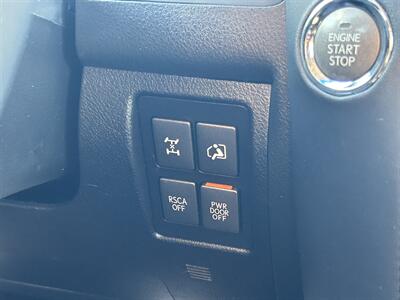 2013 Lexus LX 570   - Photo 51 - Canoga Park, CA 91303