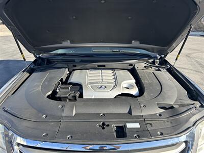 2013 Lexus LX 570   - Photo 15 - Canoga Park, CA 91303