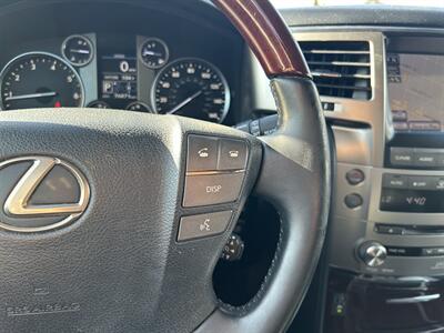 2013 Lexus LX 570   - Photo 50 - Canoga Park, CA 91303