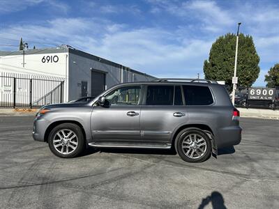 2013 Lexus LX 570   - Photo 2 - Canoga Park, CA 91303