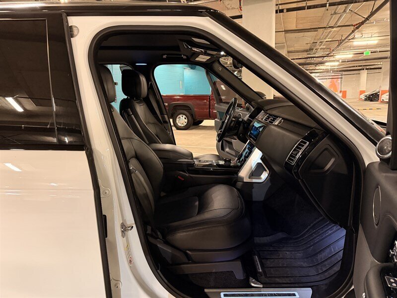 2021 Land Rover Range Rover P525 HSE Westminster Edit - Photo 23 - Canoga Park, CA 91303