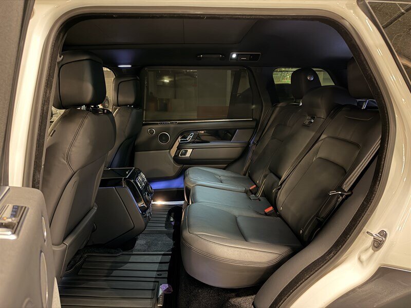 2021 Land Rover Range Rover P525 HSE Westminster Edit - Photo 19 - Canoga Park, CA 91303
