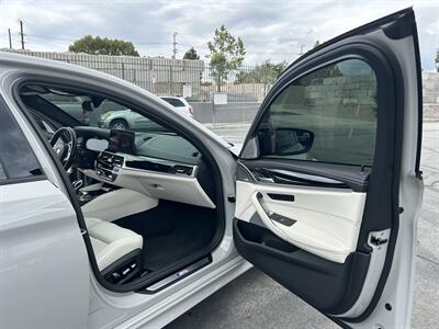2023 BMW M5 Competition   - Photo 24 - Canoga Park, CA 91303