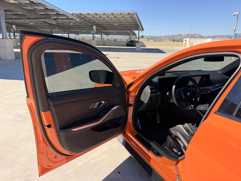 2023 BMW M3 Competition xDrive - Photo 30 - Canoga Park, CA 91303