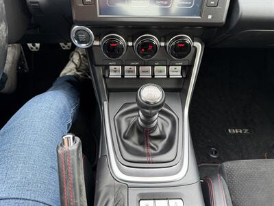 2024 Subaru BRZ Limited   - Photo 23 - Canoga Park, CA 91303