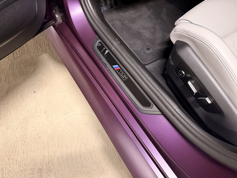 2026 BMW M5 - Photo 22 - Canoga Park, CA 91303