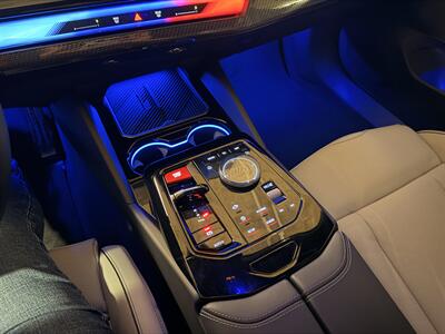 2026 BMW M5 - Photo 25 - Canoga Park, CA 91303