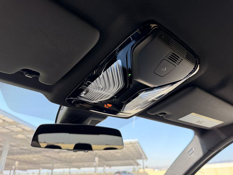 2023 BMW M3 - Photo 51 - Canoga Park, CA 91303