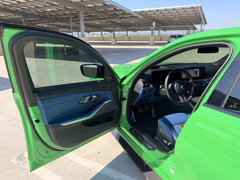 2023 BMW M3 - Photo 30 - Canoga Park, CA 91303