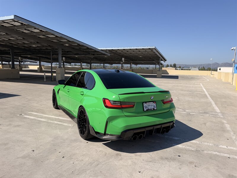 2023 BMW M3 - Photo 5 - Canoga Park, CA 91303