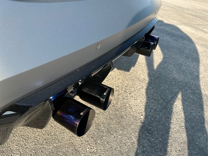 2024 BMW M3 Competition xDrive - Photo 10 - Canoga Park, CA 91303