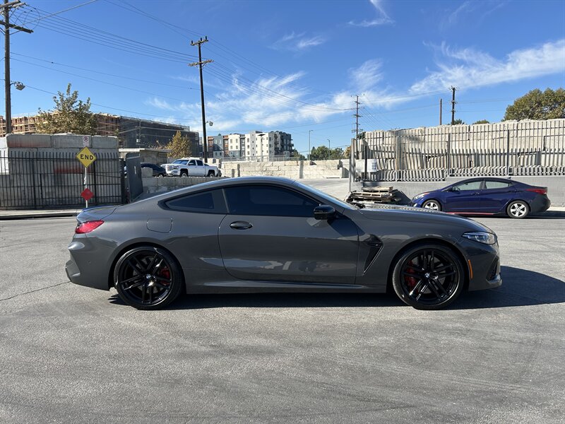2022 BMW M8 Competition - Photo 5 - Canoga Park, CA 91303