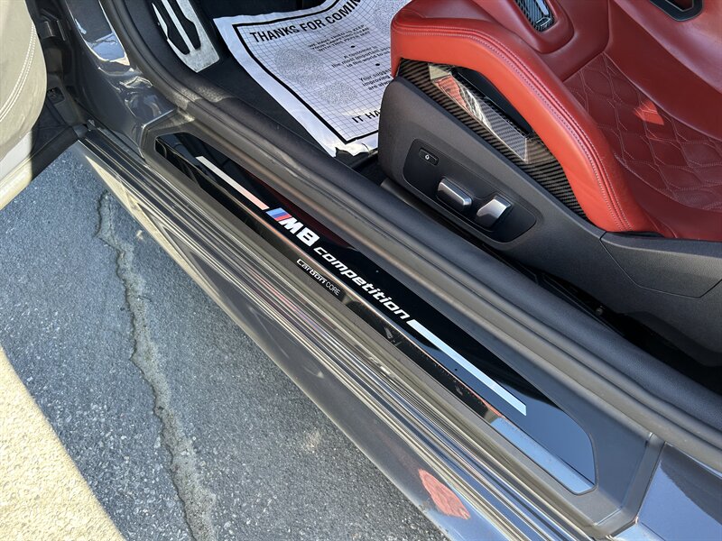 2022 BMW M8 Competition - Photo 18 - Canoga Park, CA 91303