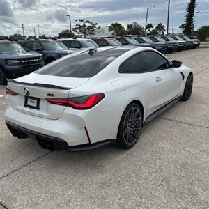 2022 BMW M4 Competition   - Photo 4 - Canoga Park, CA 91303