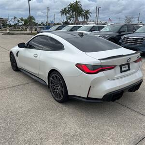 2022 BMW M4 Competition   - Photo 3 - Canoga Park, CA 91303