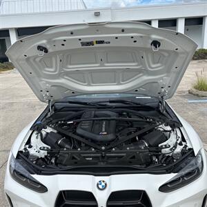 2022 BMW M4 Competition   - Photo 10 - Canoga Park, CA 91303