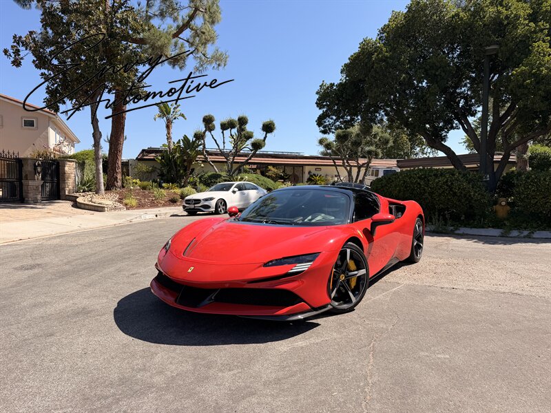2022 Ferrari SF90 Stradale   - Photo 1 - Canoga Park, CA 91303