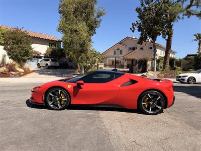 2022 Ferrari SF90 Stradale - Photo 2 - Canoga Park, CA 91303
