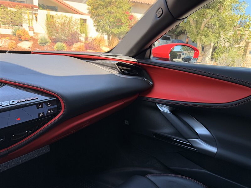 2022 Ferrari SF90 Stradale - Photo 27 - Canoga Park, CA 91303