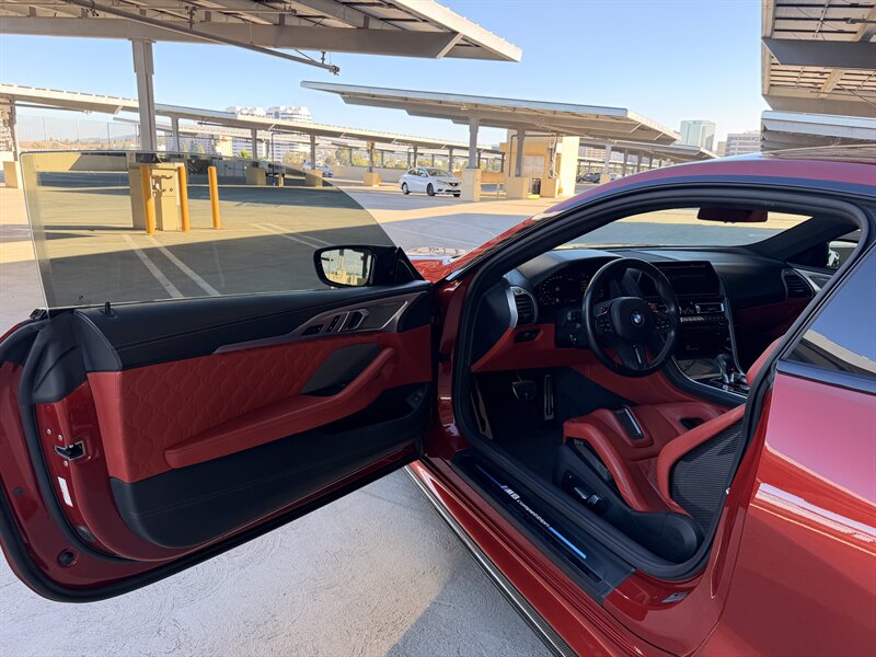 2022 BMW M8 Competition - Photo 28 - Canoga Park, CA 91303