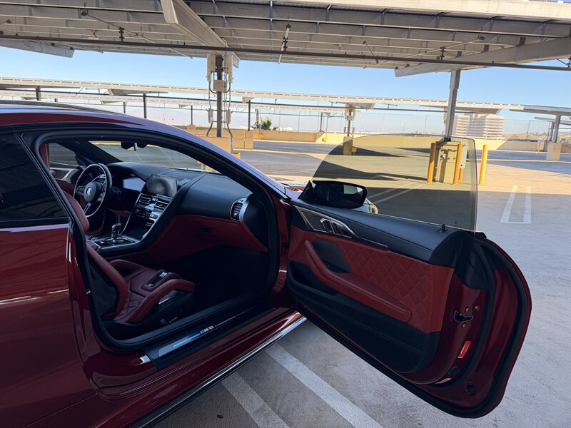 2022 BMW M8 Competition - Photo 31 - Canoga Park, CA 91303