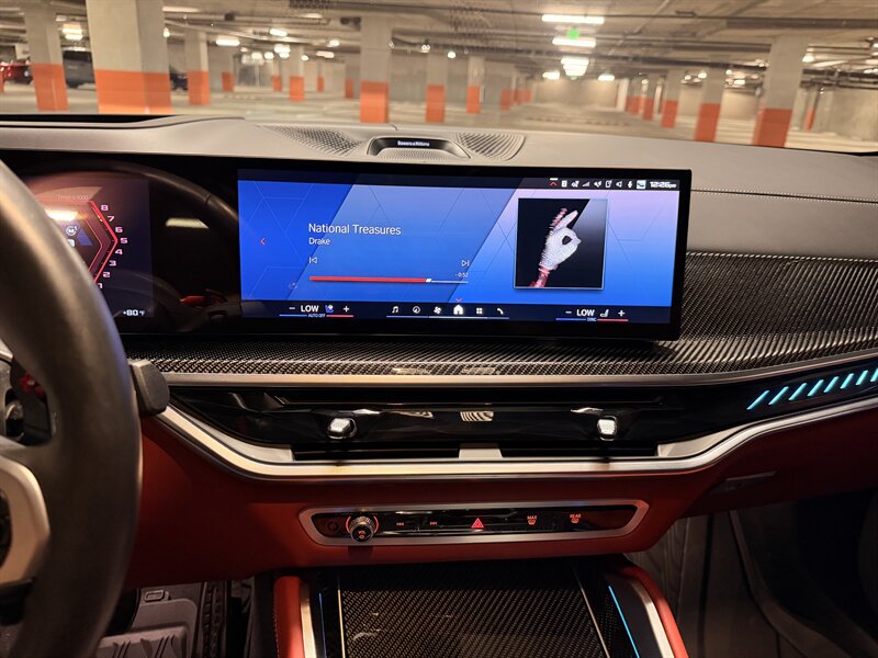 2025 BMW X5 M Competition - Photo 35 - Canoga Park, CA 91303