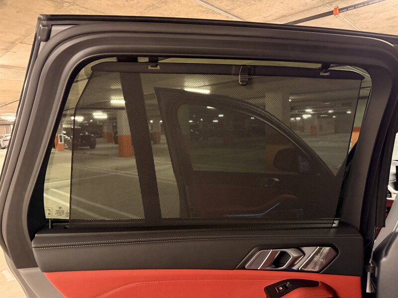 2025 BMW X5 M Competition - Photo 25 - Canoga Park, CA 91303