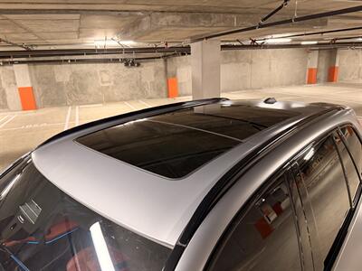 2025 BMW X5 M Competition - Photo 12 - Canoga Park, CA 91303