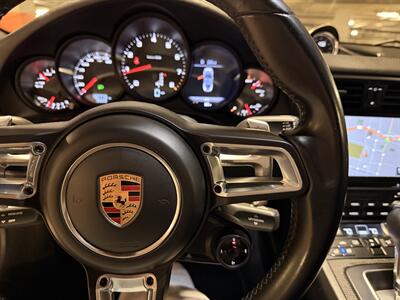 2017 Porsche 911 Carrera S   - Photo 34 - Canoga Park, CA 91303