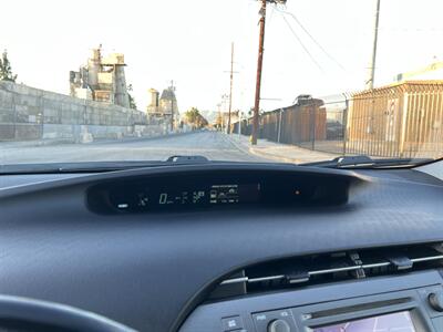 2015 Toyota Prius Persona Series   - Photo 32 - Canoga Park, CA 91303