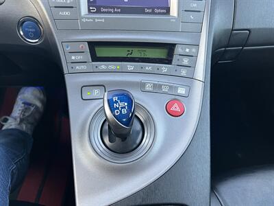 2015 Toyota Prius Persona Series   - Photo 26 - Canoga Park, CA 91303