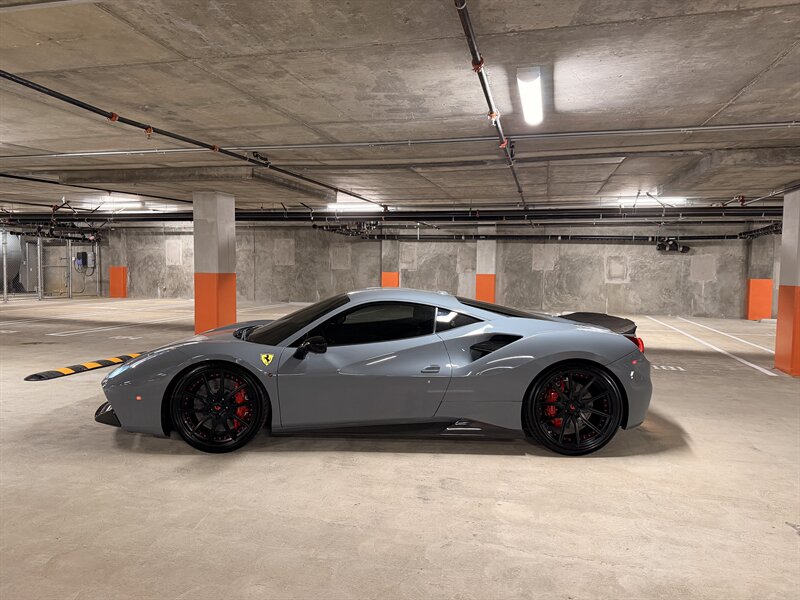 2016 Ferrari 488 GTB - Photo 2 - Canoga Park, CA 91303