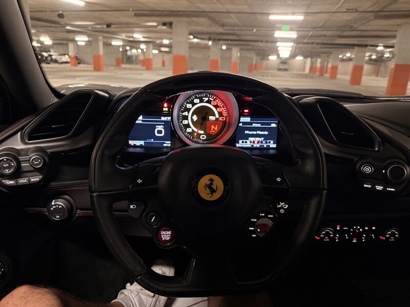 2016 Ferrari 488 GTB - Photo 31 - Canoga Park, CA 91303